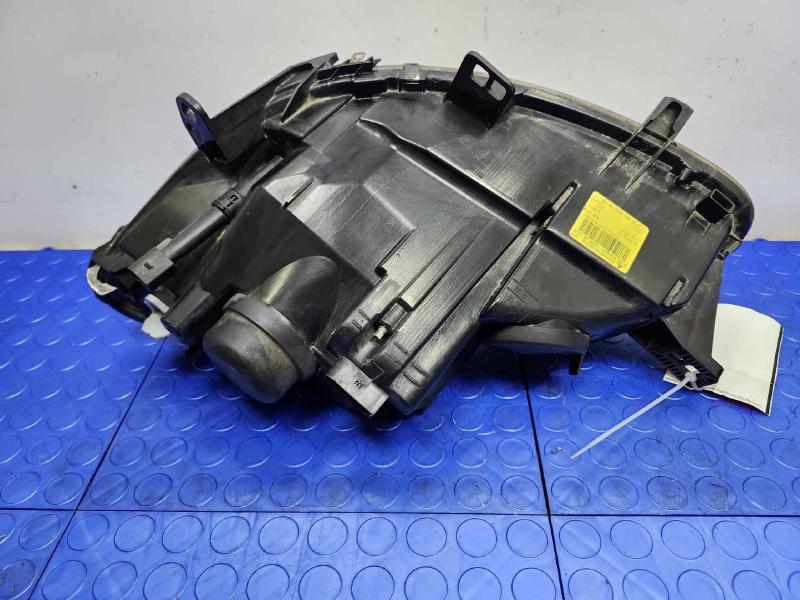 2008-2015 Smart Fortwo Headlight Assembly Right Passenger Side OEM 4518202459,RH