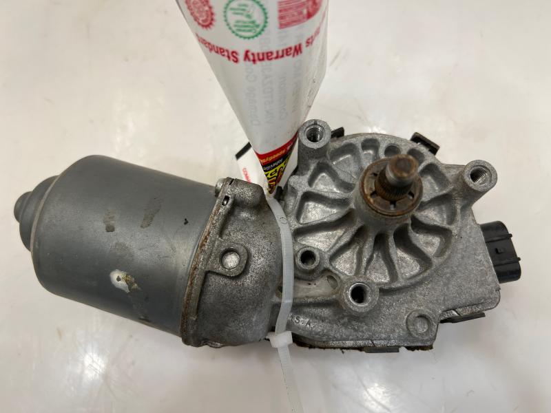 2011 - 2013 Toyota Highlander Windshield Wiper Motor OEM 851100E050