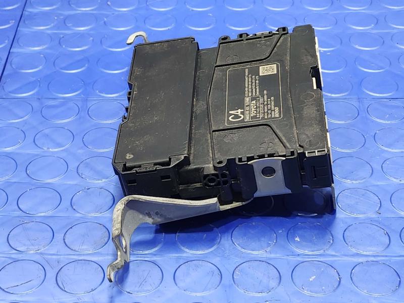 2018-2020 Toyota Camry Telematics Phone Receiver Module OEM 86740-06010