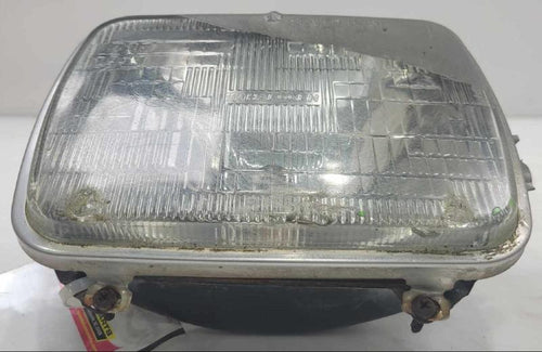 1997 - 2001 Jeep Cherokee Headlight Assembly RH Passenger Side OEM L00H6054