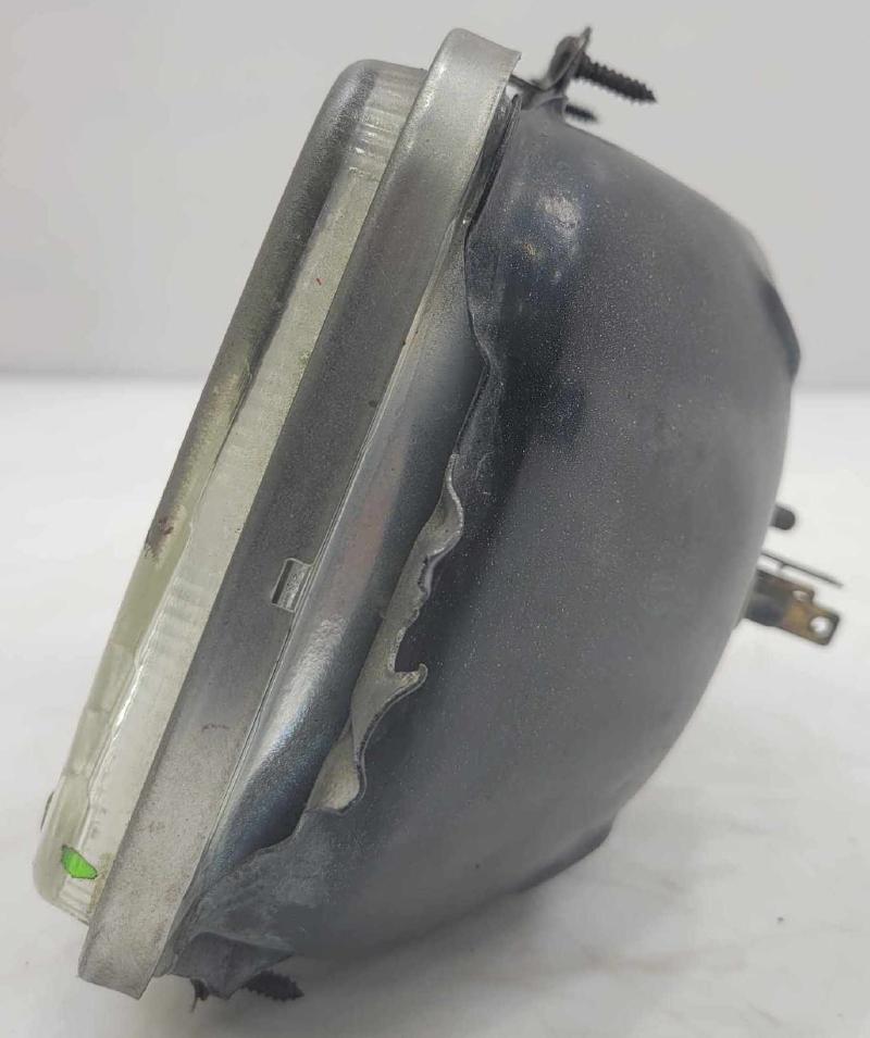 1997 - 2001 Jeep Cherokee Headlight Assembly RH Passenger Side OEM L00H6054