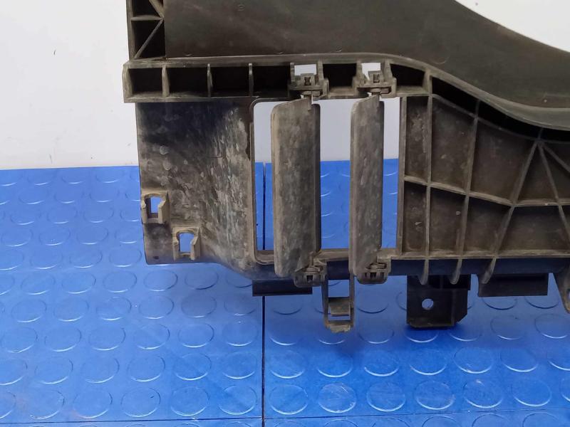 2014 Infiniti QX80 Fan Shroud