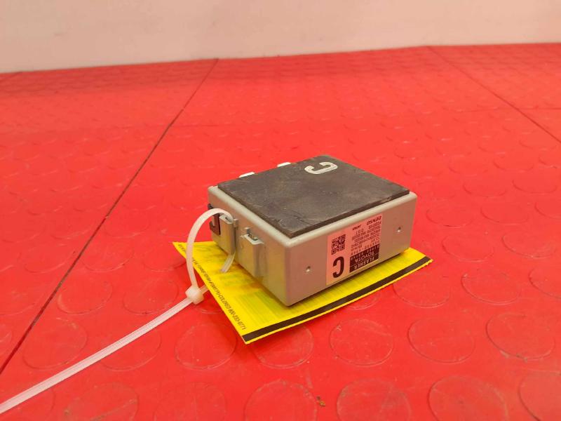 2013-2020 Toyota 4Runner Turn Signal Flasher Assembly Module OEM 81980-60160