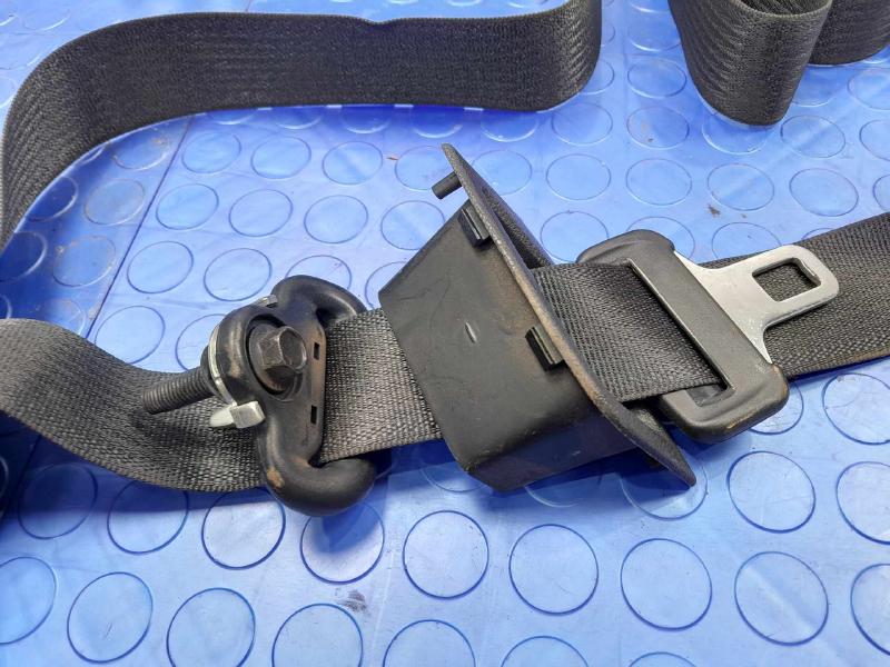 2015 Ford Mustang Rear Seat Belt