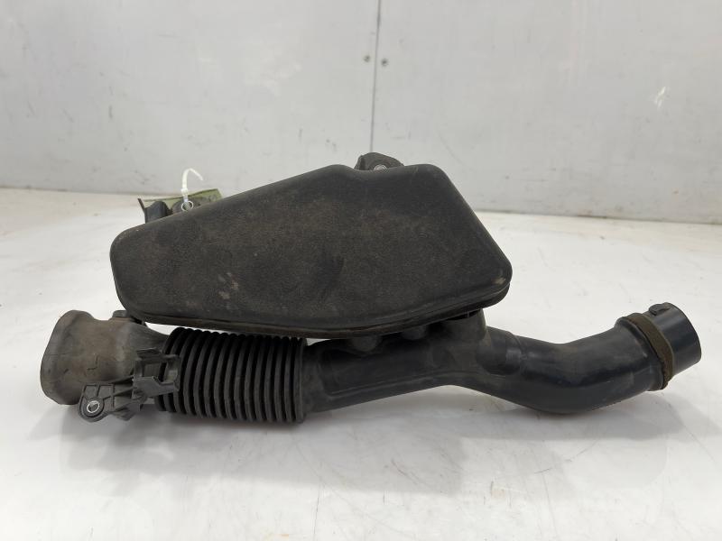 2010 2011 Toyota Prius 1.8L Engine Air Resonator OEM 17750-37010