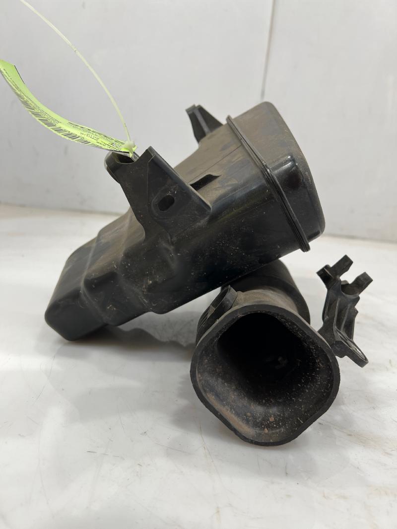 2010 2011 Toyota Prius 1.8L Engine Air Resonator OEM 17750-37010