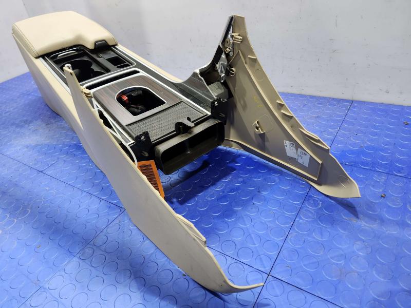 2017-2019 Jaguar XE Center Console Assembly Tan Genuine OEM T2H3097