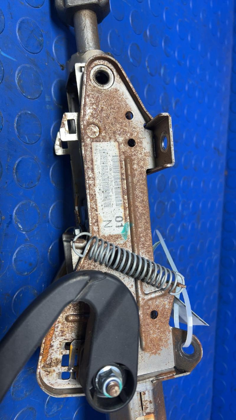 2013 Volkswagen Jetta Steering Column