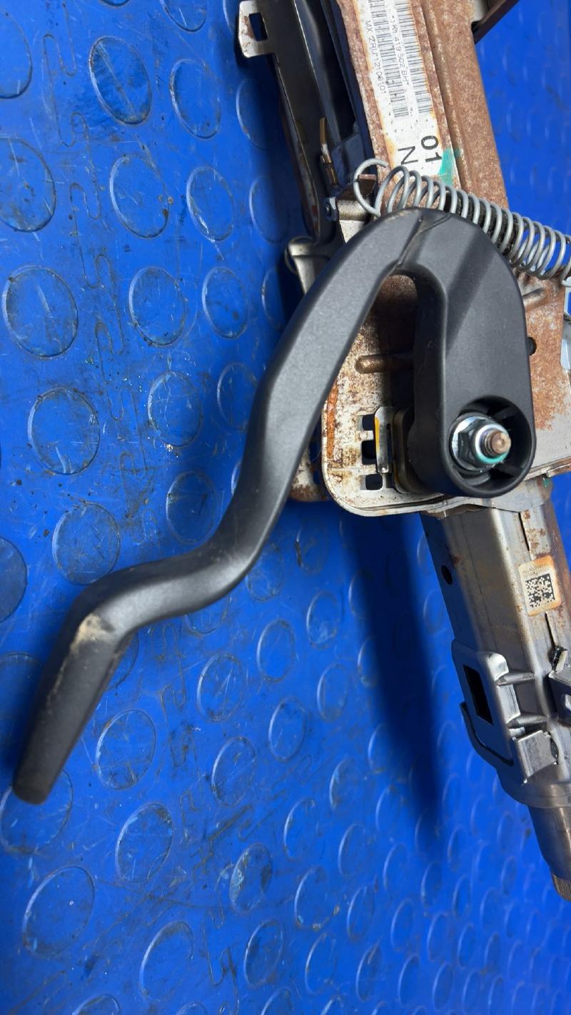2013 Volkswagen Jetta Steering Column