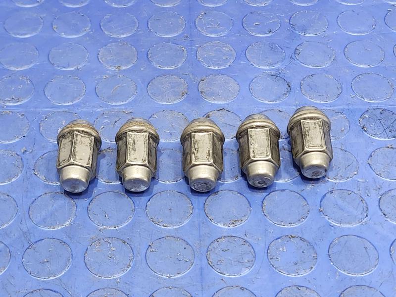 2011 Ford Edge Lug Nuts