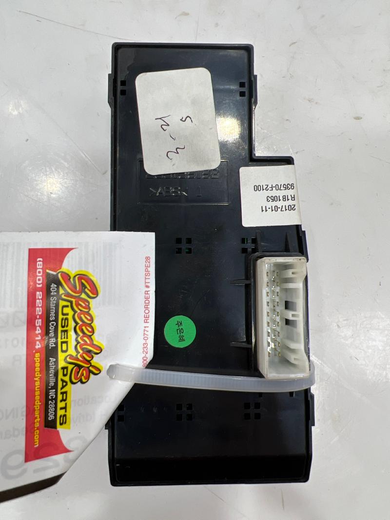 2017 Hyundai Elantra Door Switch Front