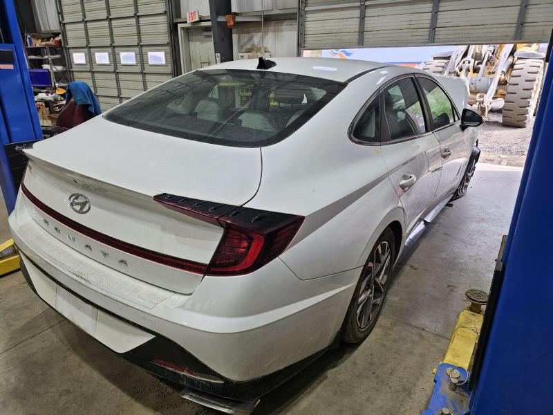 2021 Hyundai Sonata Center Pillar