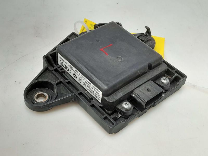 2016 Nissan Murano Camera/Projector