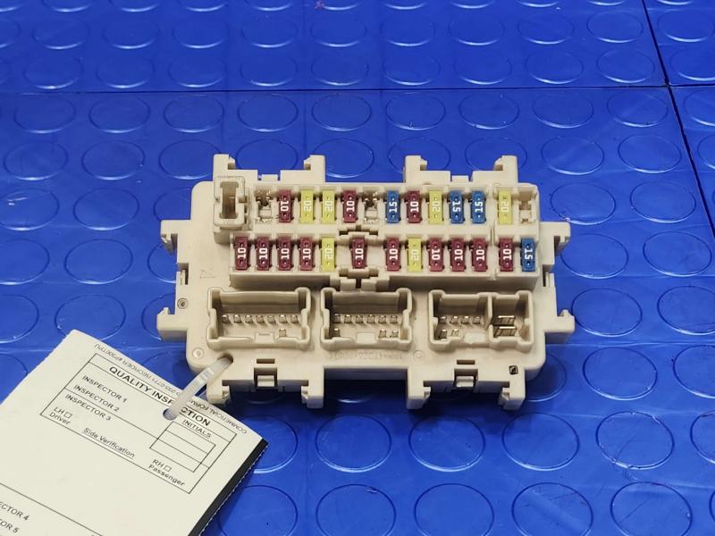 2013 Infiniti FX35 Cabin Fuse Box