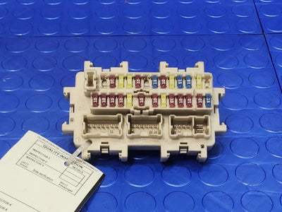 2013 Infiniti FX35 Cabin Fuse Box