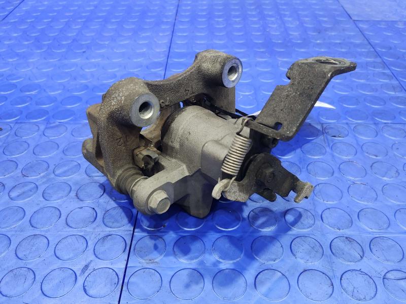 2017 Toyota Prius Caliper