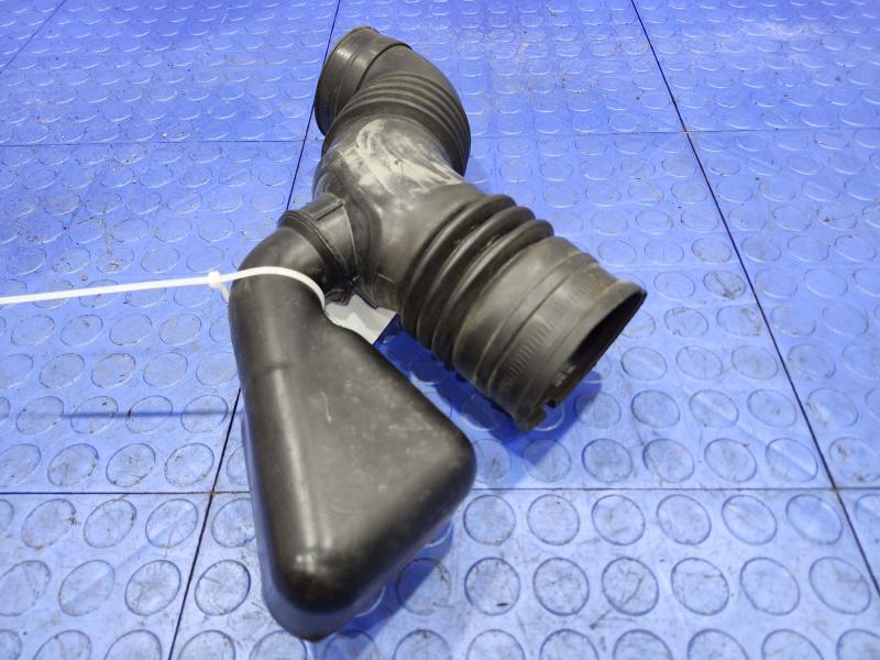 2008 Subaru Legacy Air Intake Tube/Resonator