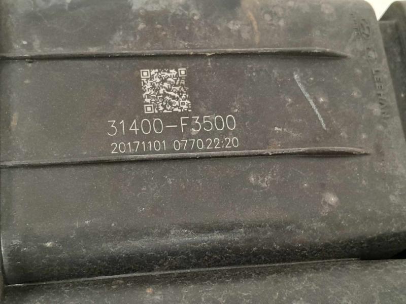 2017 - 2020 Hyundai Elantra 2.0L Sedan Fuel Vapor Charcoal Canister OEM  31420F3500