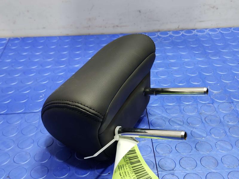 2015 Infiniti Q50 Headrest