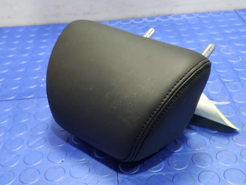 2015 Infiniti Q50 Headrest