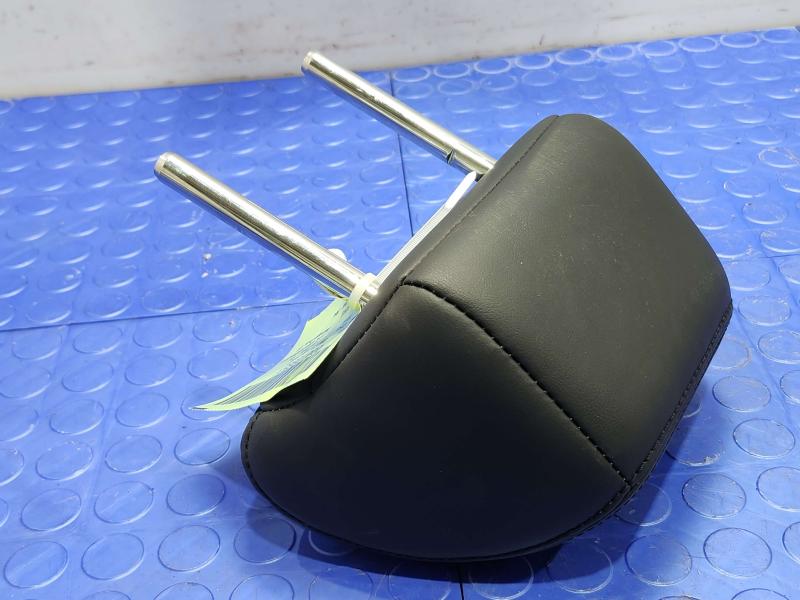 2015 Infiniti Q50 Headrest