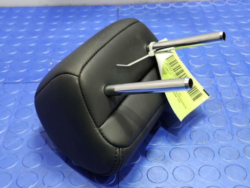 2015 Infiniti Q50 Headrest