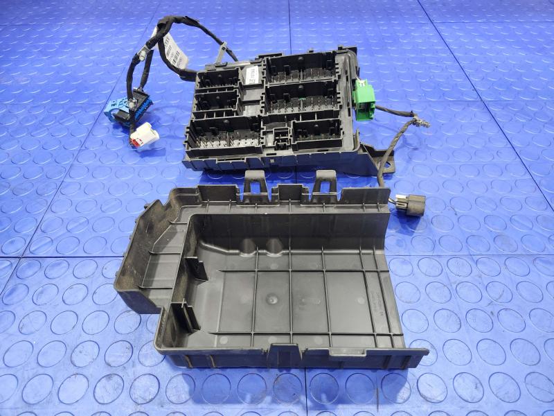 2014 Chevrolet Silverado 1500 Cabin Fuse Box