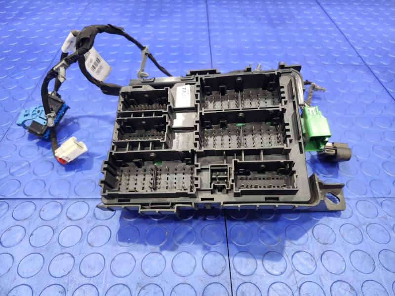 2014 Chevrolet Silverado 1500 Cabin Fuse Box