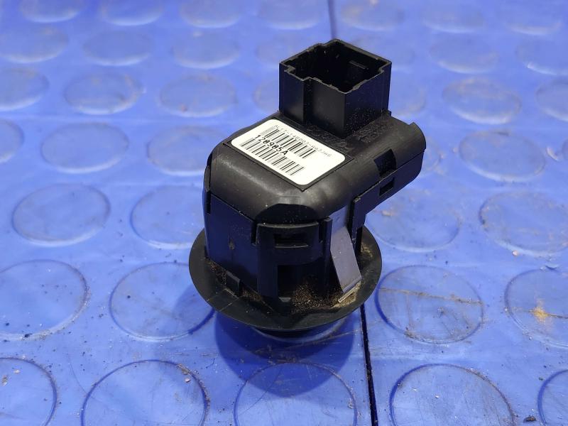 2013 Ford F-150 Door Switch Front