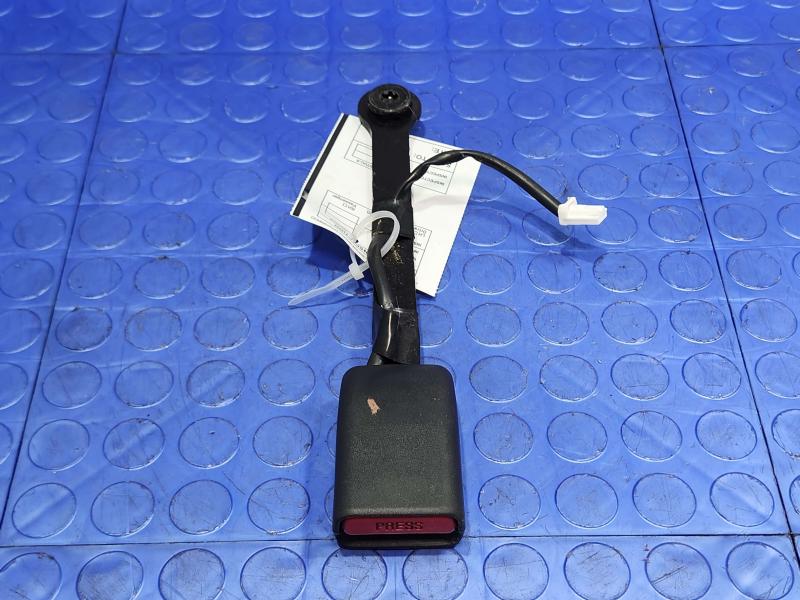 2016 Nissan Rogue Front Seat Belt