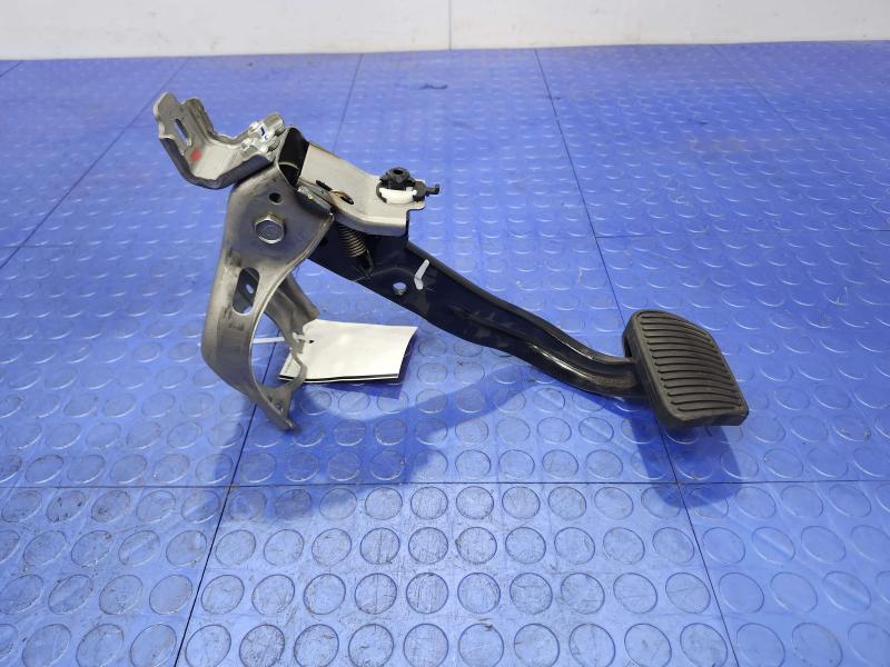 2016-2018 Kia Optima Brake Pedal Assembly Genuine OEM Part 32800C2300