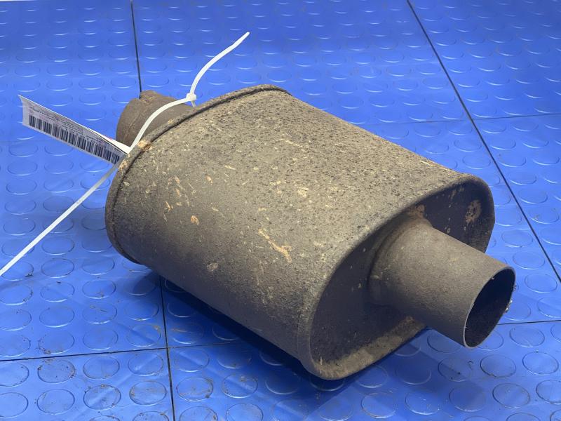 2004 Toyota Tundra Muffler