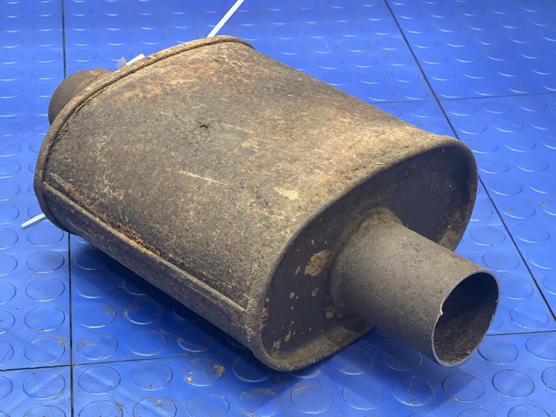 2004 Toyota Tundra Muffler
