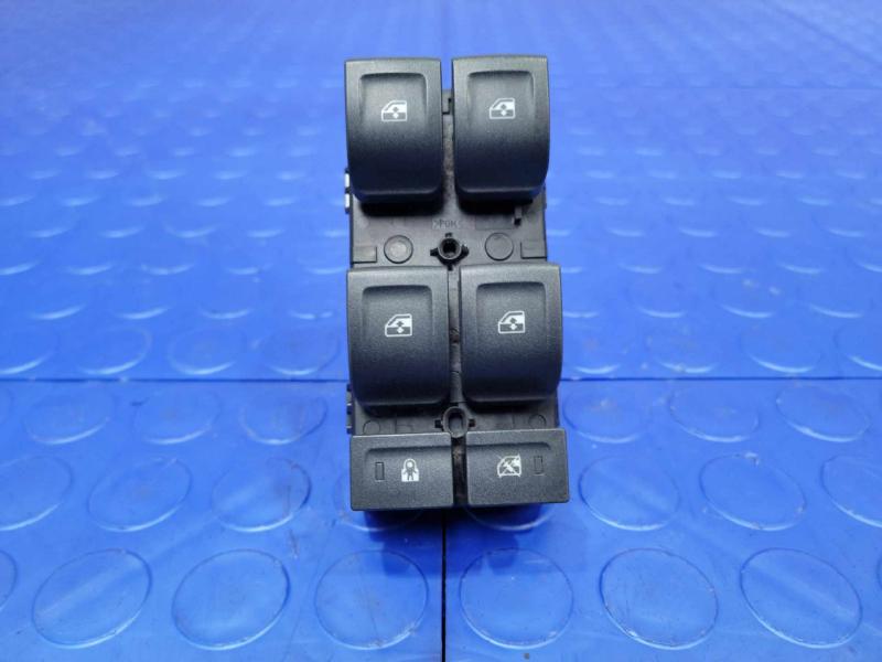 2017 Chevrolet Colorado Door Switch Front