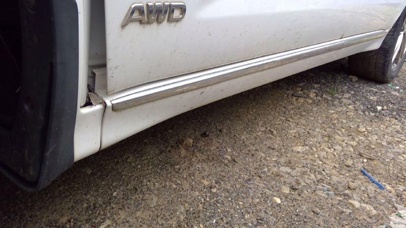 2014 2015 Kia Sorento Rocker Molding Side Skirt LH Driver Side Painted w/ Chrome OEM 877511U700