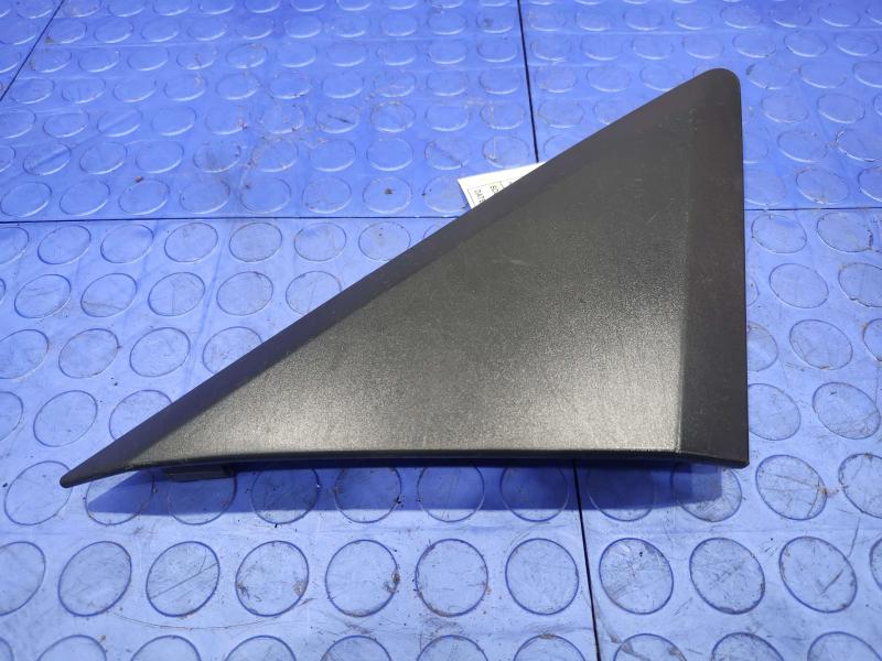 2012 Mercedes Sprinter Fender Moulding