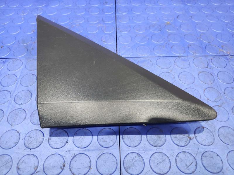 2012 Mercedes Sprinter Fender Moulding
