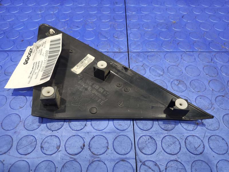 2012 Mercedes Sprinter Fender Moulding