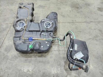 2011 Volkswagen Touareg Fuel Tank Assembly