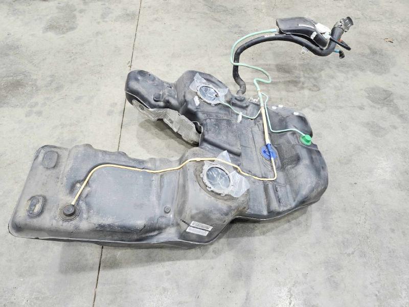 2011 Volkswagen Touareg Fuel Tank Assembly