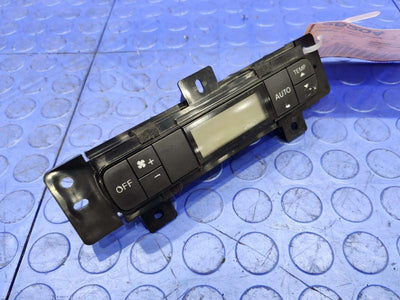 2013 Nissan Pathfinder Heater A/C Control