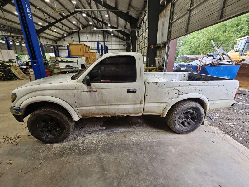 1997 Toyota Tacoma Radiator Support