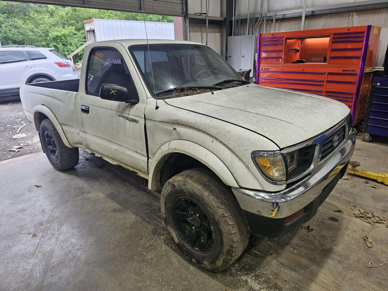 1997 Toyota Tacoma Radiator Support