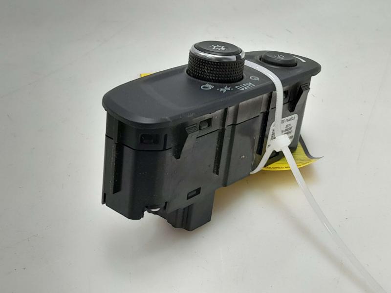 2019 Chevrolet Malibu Headlight Switch (Dash Mtd)