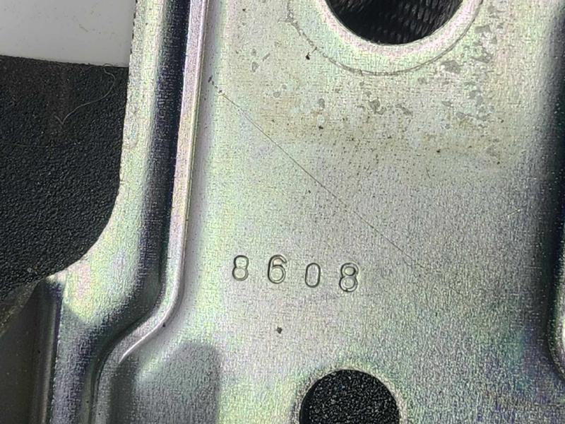 2008 Infiniti G35 Rear Seat Belt