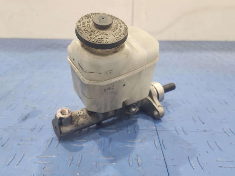2002 Toyota Camry Master Cylinder