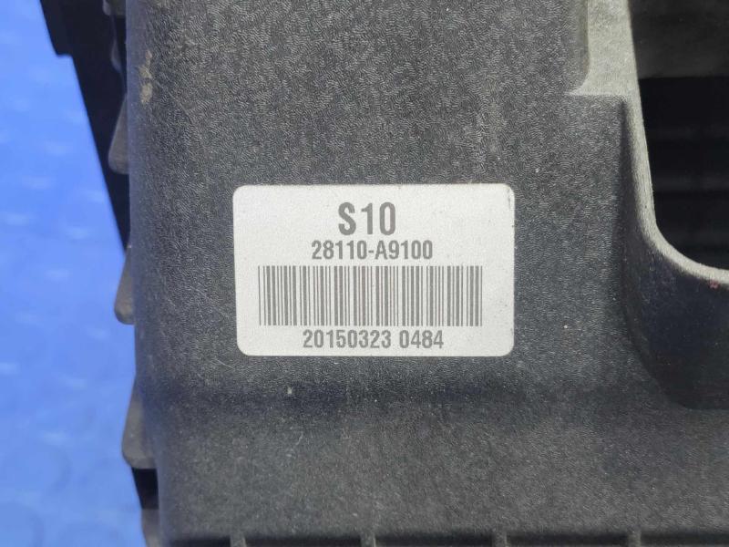 2015-2018 Kia Sedona Engine Air Cleaner Box Assembly Genuine OEM 28110A9100