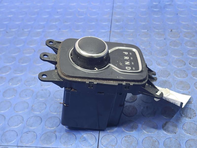 2014 Dodge Durango Floor Shifter