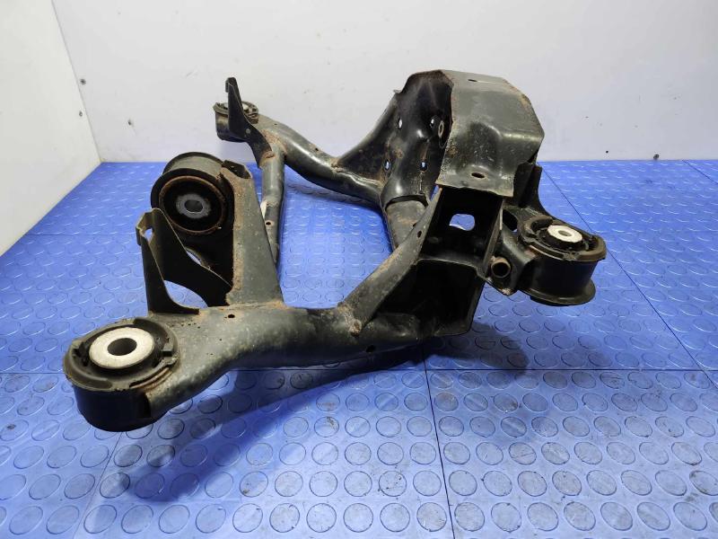 2003-2005 BMW Z4 Rear Suspension Crossmember Subframe Genuine OEM 33316760673