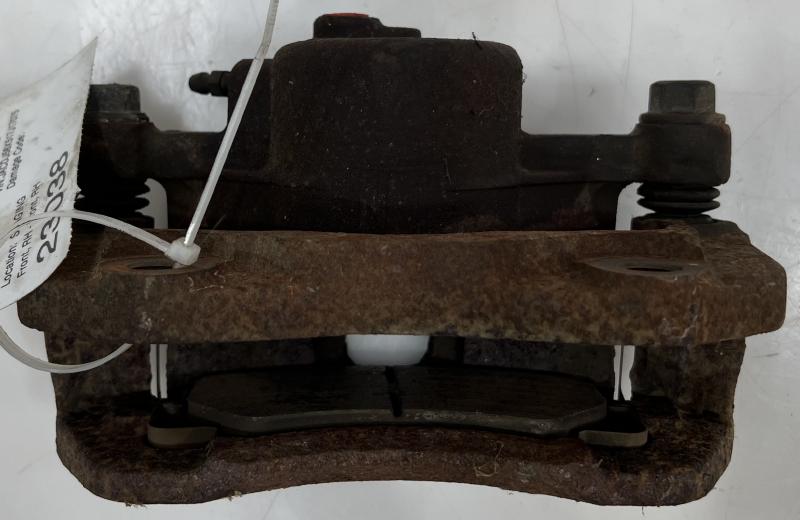 2001 Isuzu Trooper Caliper